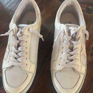 Pink Star Lace-Up Sneakers